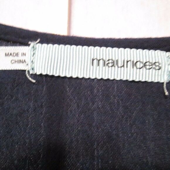 Maurices Peasant Boho Keyhole Aztec Print Blouse - Picture 2 of 7